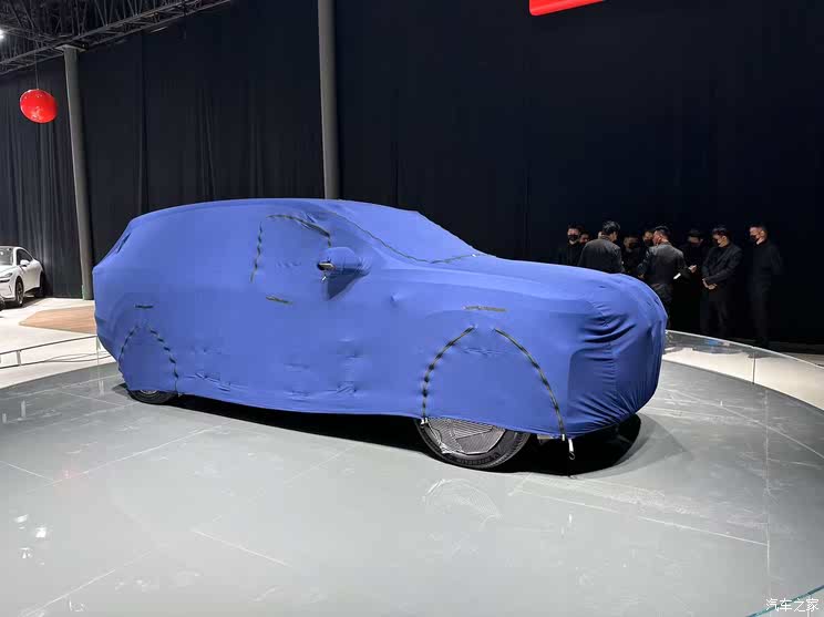 2025上海车展探馆：乐道L90实车曝光 定位大型SUV/6座布局