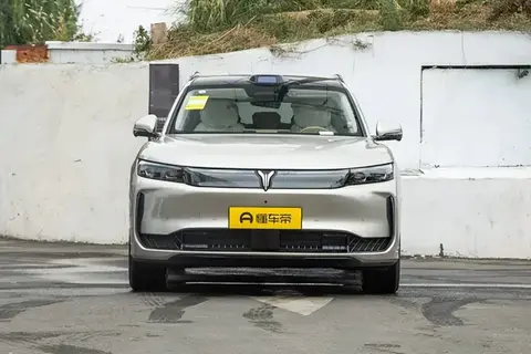 一步到位的华系增程SUV代表，岚图FREE+到底强在哪？