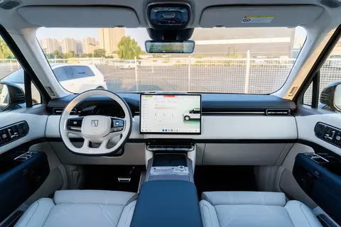 50万极氪9X：除了这款70度电版，其他配置都是智商税。