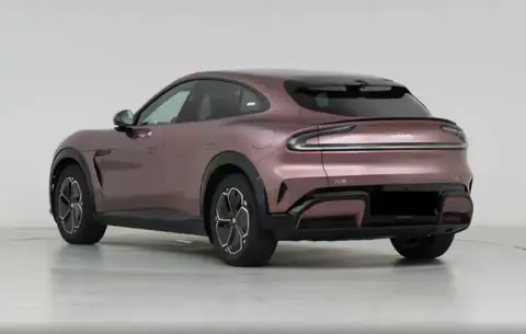 小米YU7被传“四门锁死”？官方：完全失实，系电控尾门故障