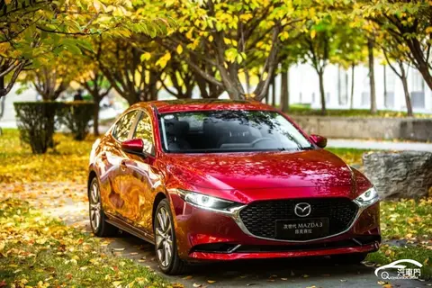 车主集体投诉昂克赛拉生锈，官方回应来了