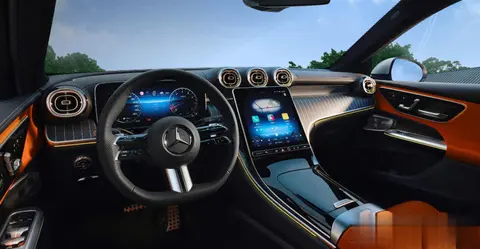 至高降6.25万元! 奔驰GLC全系调价,叫板奥迪Q5L、宝马X3